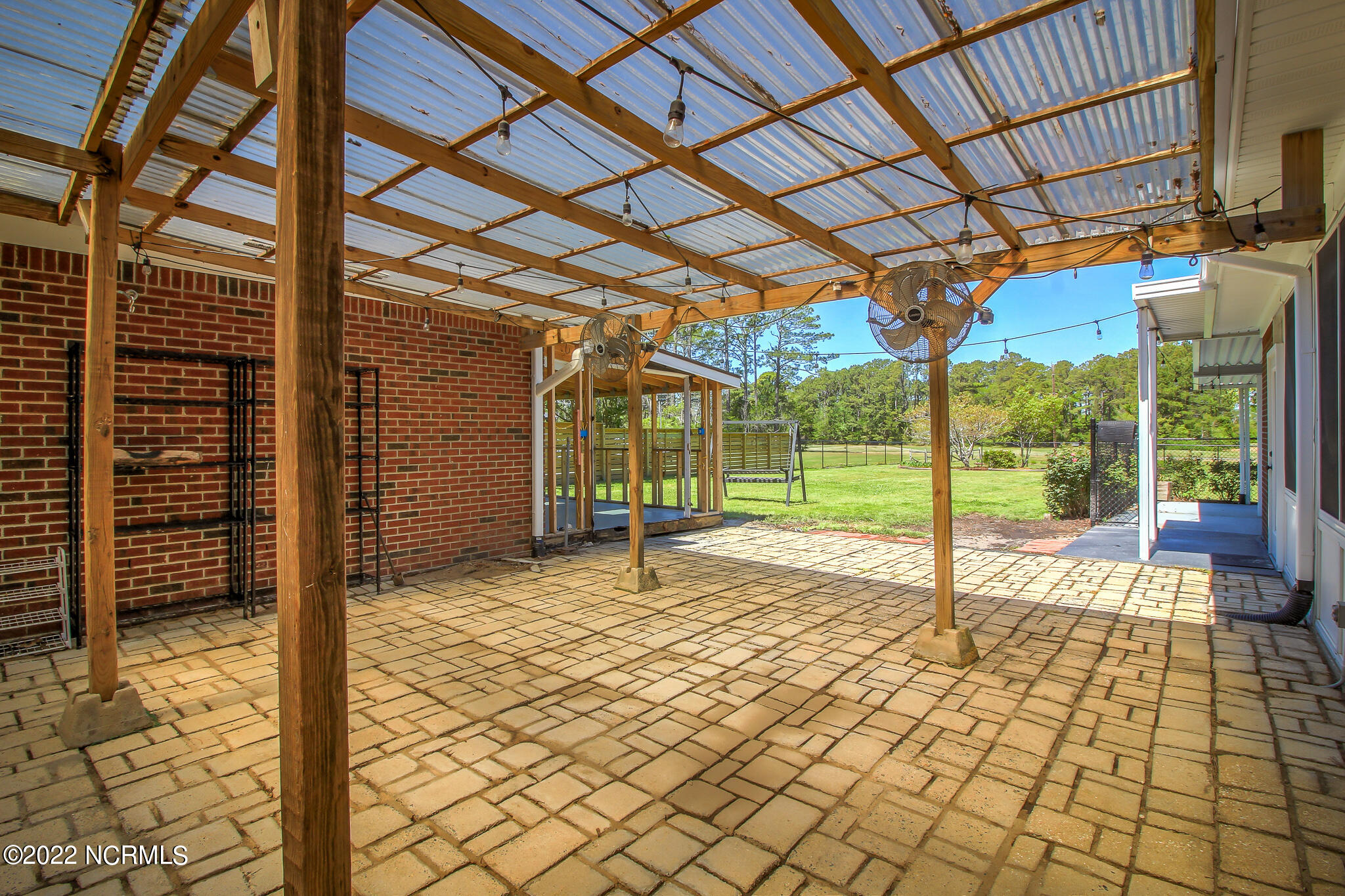 3104 Country Club Road Morehead City, NC 28557 - Photo 33 of 48 Covered Patio