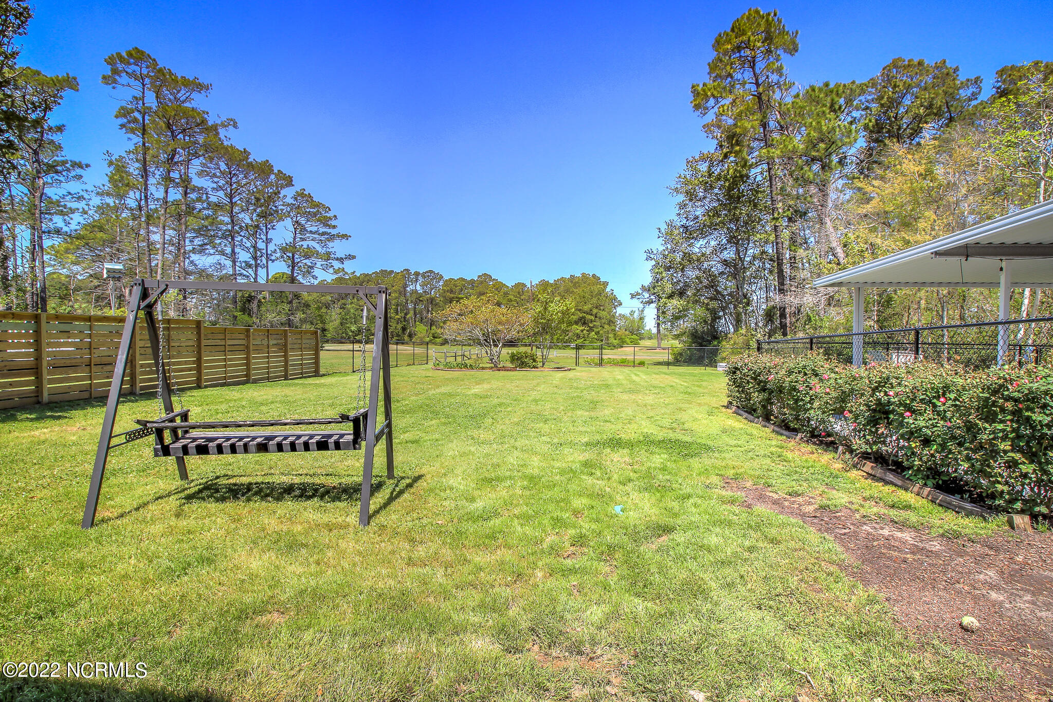 3104 Country Club Road Morehead City, NC 28557 - Photo 34 of 48 Beautiful fenced in yard