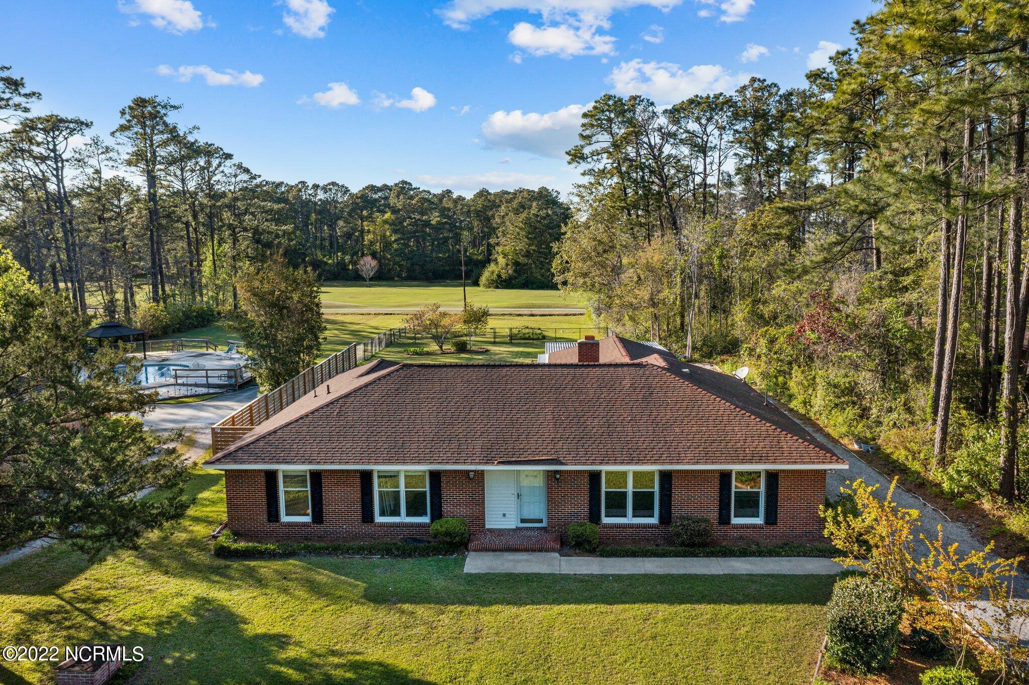 3104 Country Club Road Morehead City, NC 28557 - Photo 48 of 48 3104 Country Club