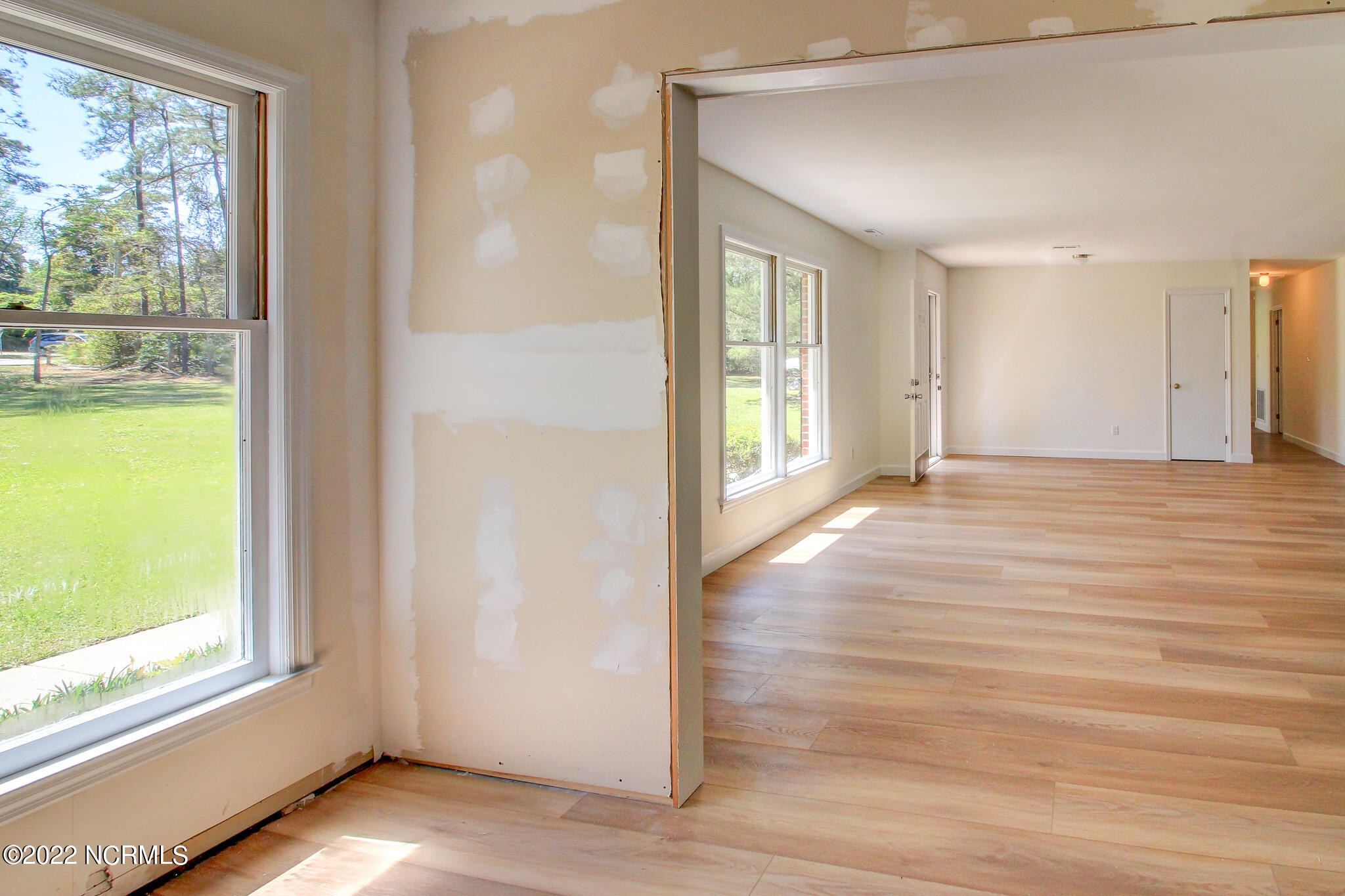 3104 Country Club Road Morehead City, NC 28557 - Photo 9 of 48 Un finished Office Space off Great Room