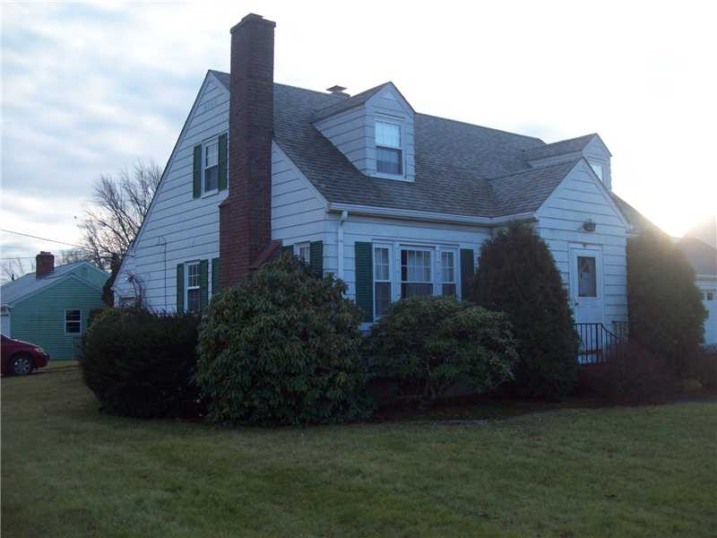 91 Belmont Road Cranston, RI 02910 - Photo 1 of 9 Exterior Front.