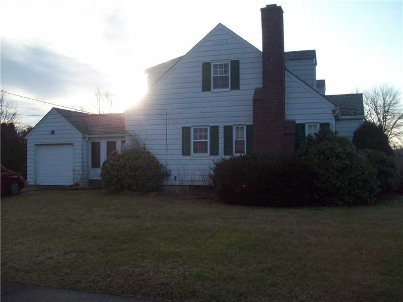 91 Belmont Road Cranston, RI 02910 - Photo 3 of 9 Parking Lot/Garage.