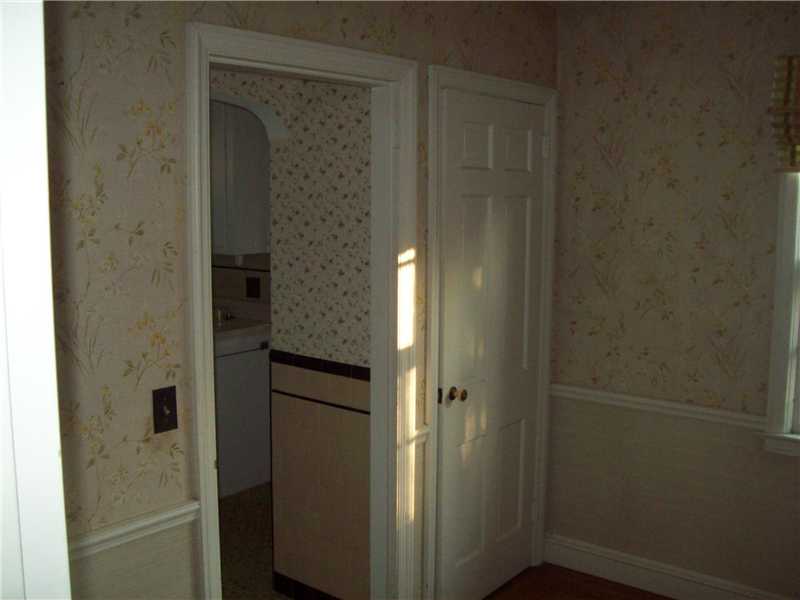 91 Belmont Road Cranston, RI 02910 - Photo 8 of 9 Dining Room.
