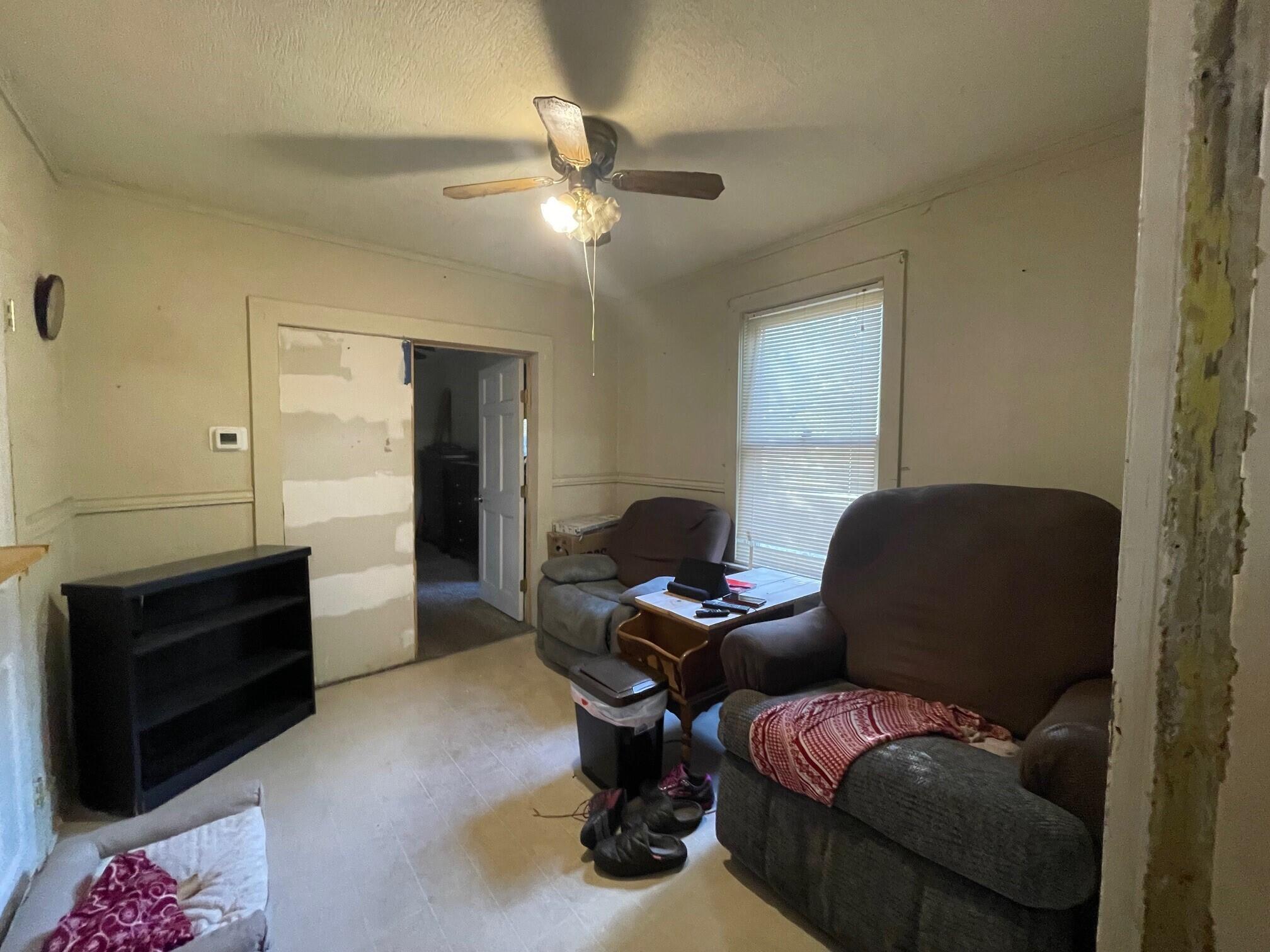 319 North Rowe Street Ludington, MI 49431 - Photo 7 of 20 Dining Room