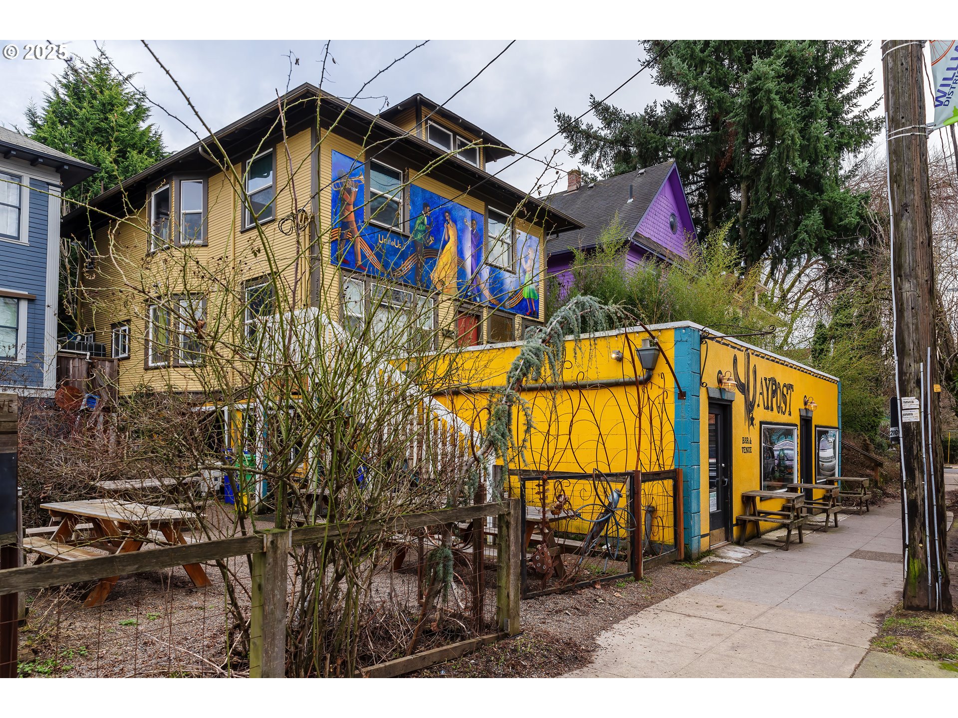 3122 North Williams Avenue Portland, OR 97227 - Photo 3 of 30 a view of a house with a outdoor space