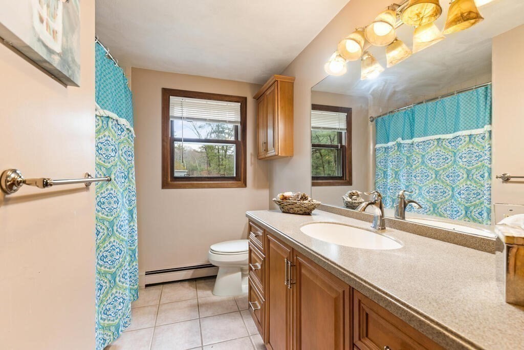 4 Barberry Road North Reading, MA 01864 - Photo 13 of 31