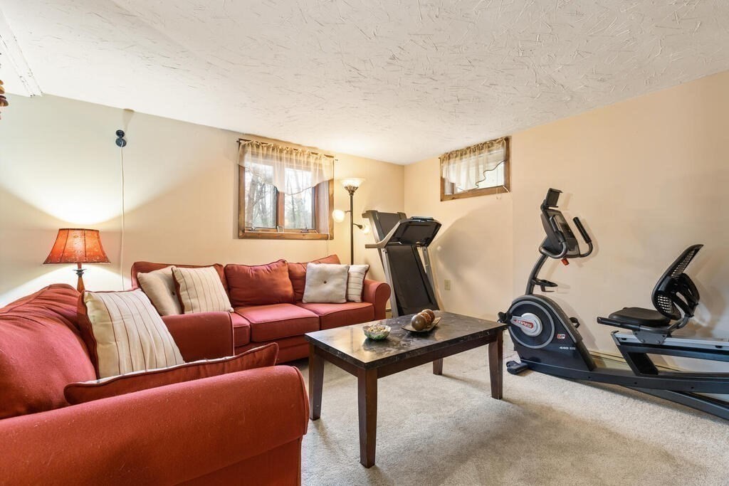 4 Barberry Road North Reading, MA 01864 - Photo 21 of 31