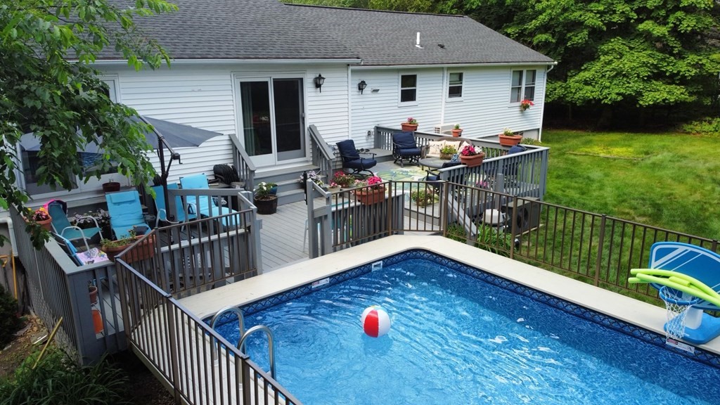 4 Barberry Road North Reading, MA 01864 - Photo 27 of 31