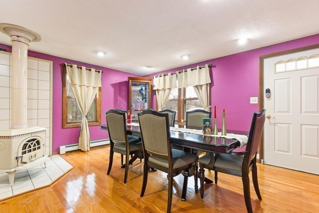 4 Barberry Road North Reading, MA 01864 - Photo 6 of 31