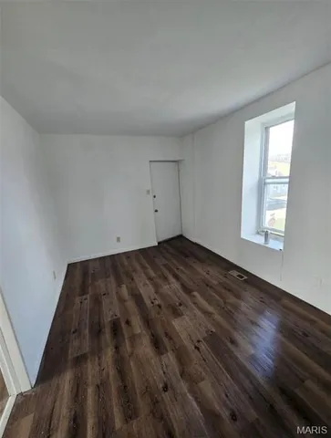 $420,000 | 1223 West Main Street, Belleville, IL 62220