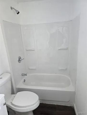 $420,000 | 1223 West Main Street, Belleville, IL 62220