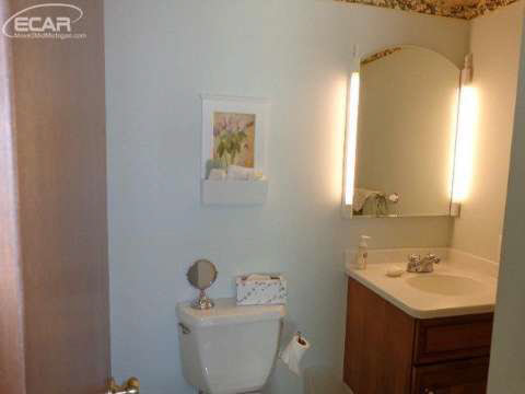13234 Morrish Road Montrose, MI 48457 - Photo 10 of 17 20422461-9.JPG
