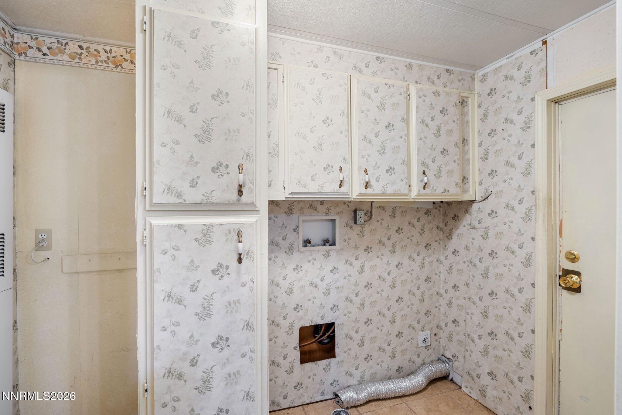 150 Chlorite Court Reno, NV 89521 - Photo 17 of 42 20-web-or-mls-DSC02655