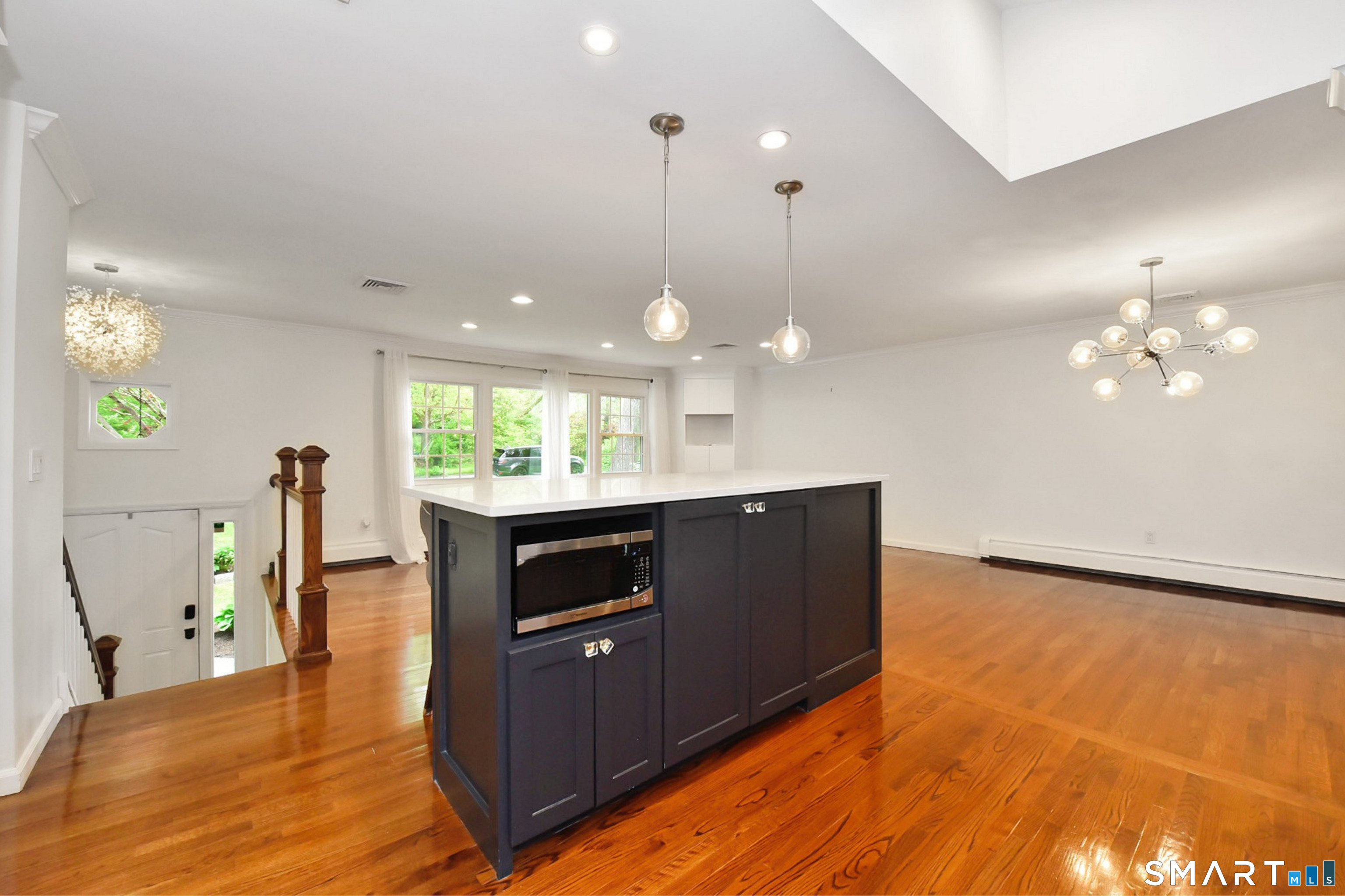 17 Grey Hollow Road Norwalk, CT 06850 - Photo 6 of 39