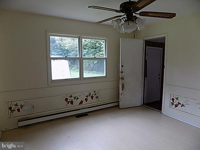 79 South Blue Bell Road Vineland, NJ 08360 - Photo 5 of 15 Dining Room