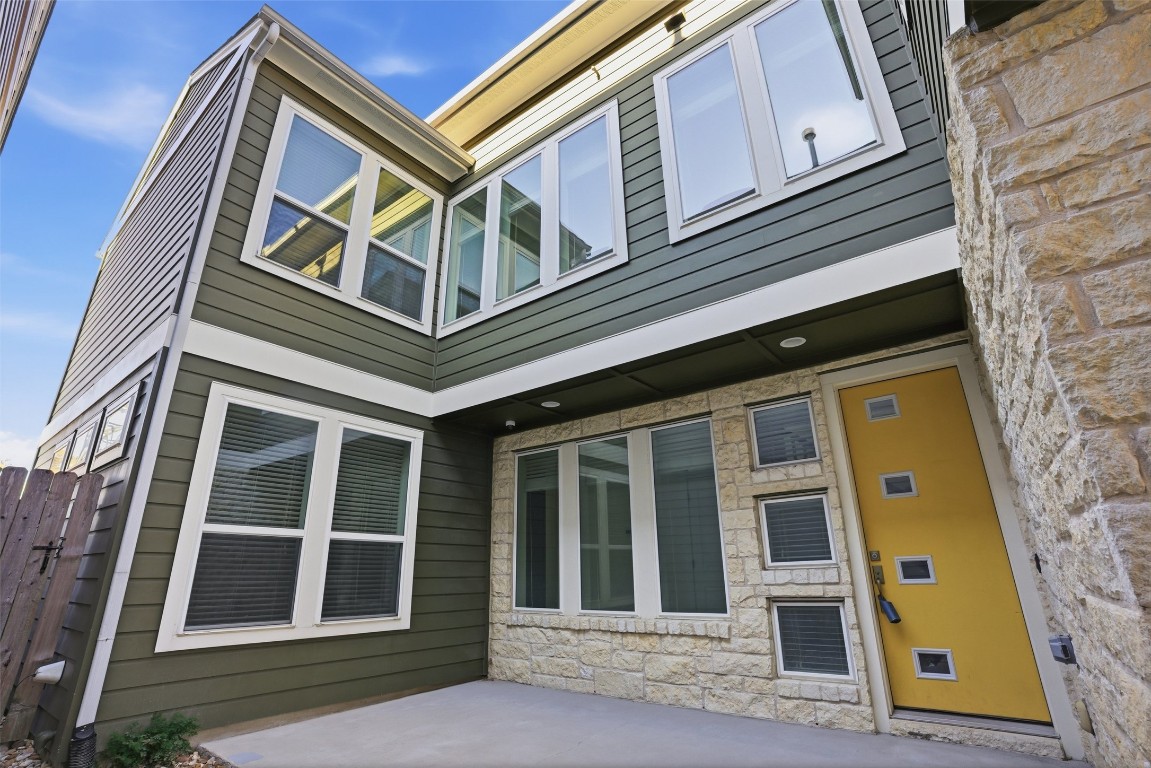 12604 Red Sparrow Street, Unit 14 Austin, TX 78729 - Photo 6 of 40