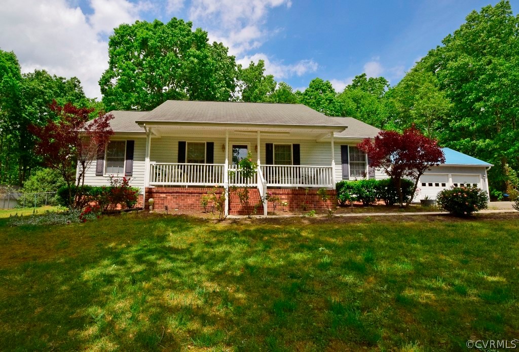 11051 Holly Ridge Lane Ruther Glen, VA 22546 - Photo 1 of 29 Gallery Image 1