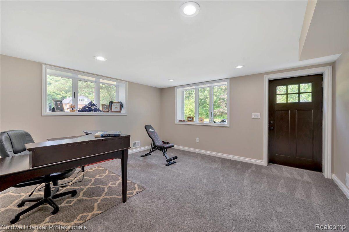 5490 Waldon Road Clarkston, MI 48348 - Photo 44 of 59 Gallery Image 44