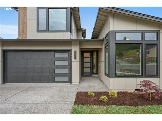 a view of an entryway