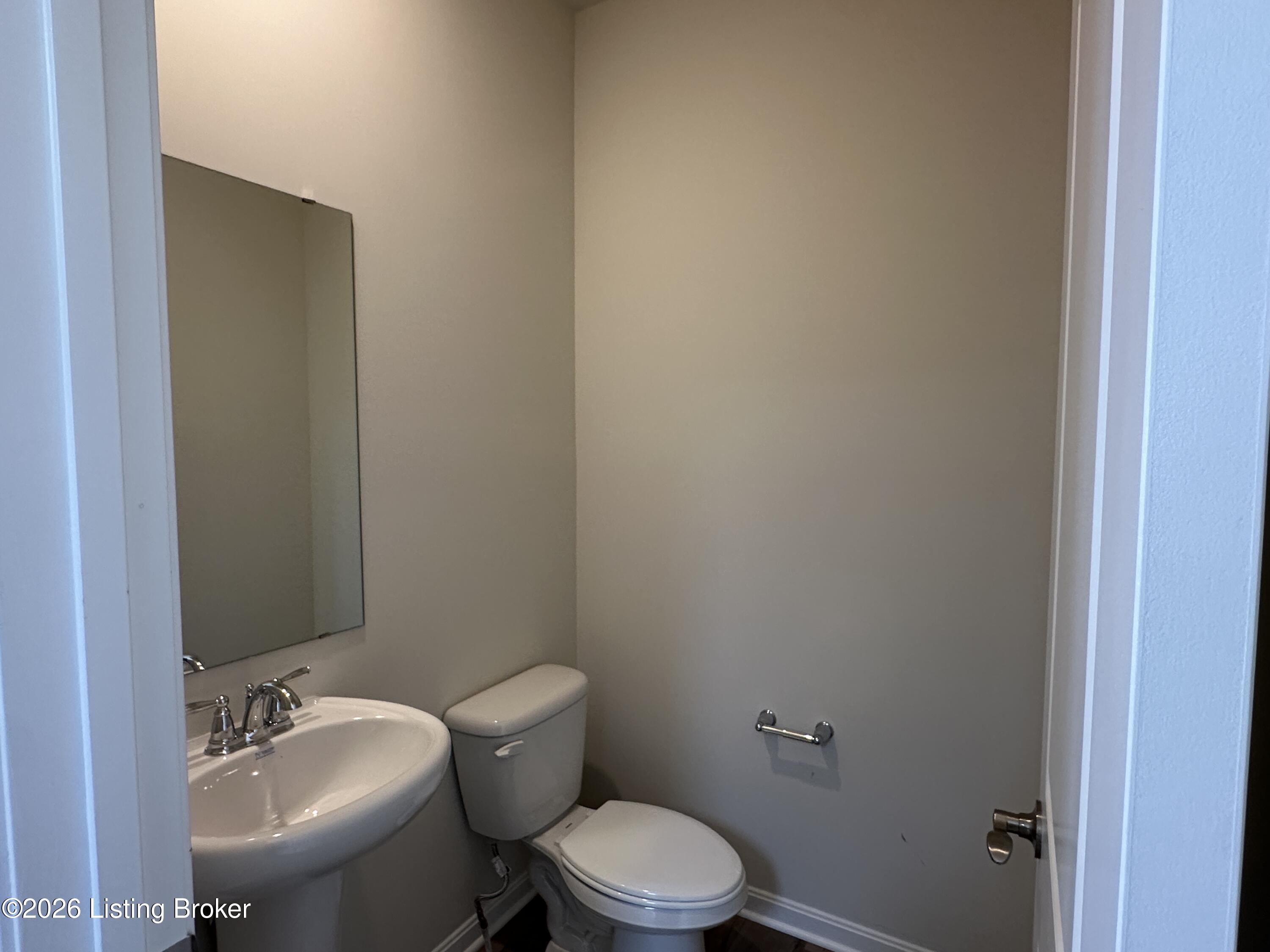 8307 Fairmount Road Louisville, KY 40291 - Photo 19 of 46 Powder room