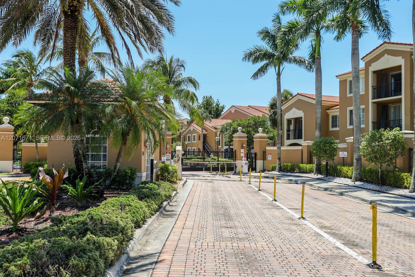8050 North Nob Hill Road, Unit 106 Tamarac, FL 33321 - Photo 31 of 39 Gallery Image 31
