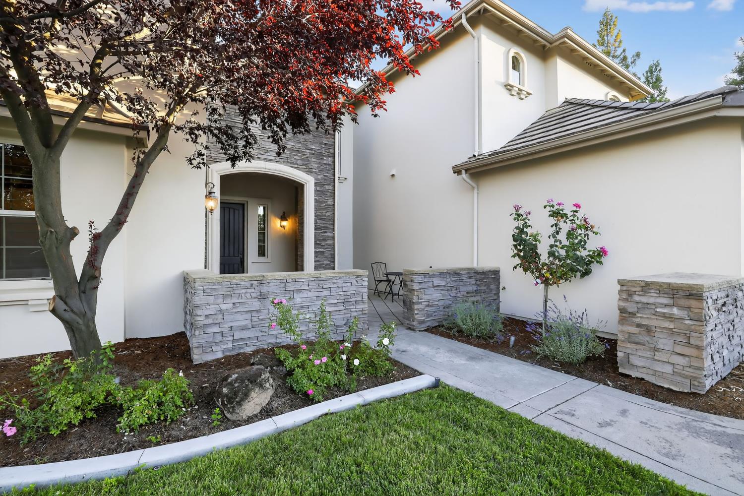 708 Misty Ridge Circle Folsom, CA 95630 - Photo 3 of 30