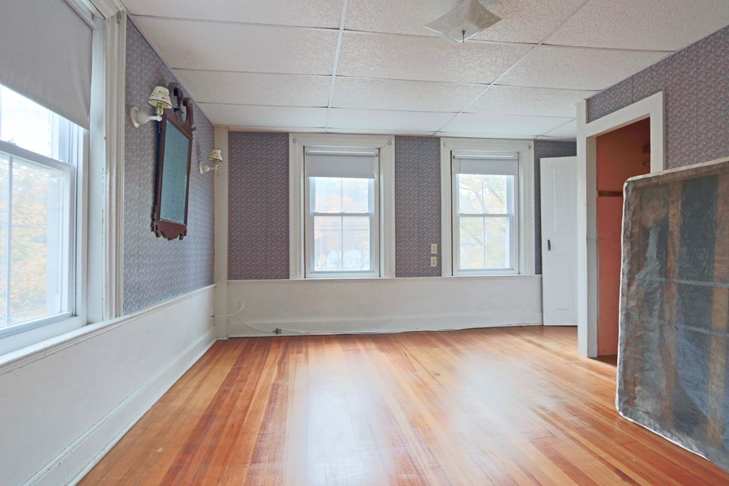 106 Powder Mill Road Maynard, MA 01754 - Photo 16 of 36 Gallery Image 16