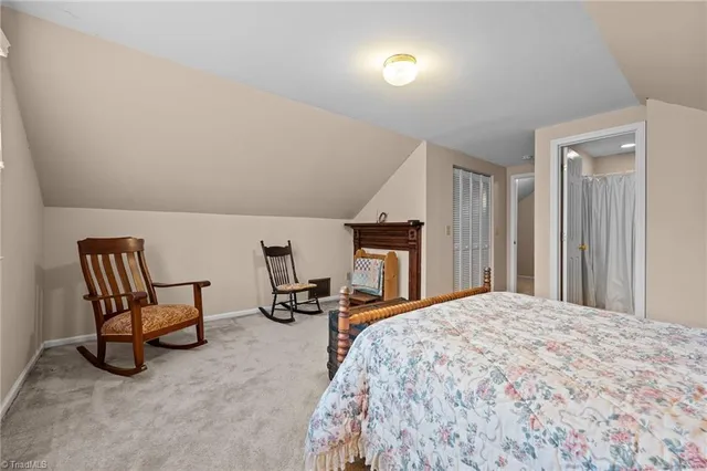 $400,000 | 404 Hassellwood Drive, Jamestown, NC 27282