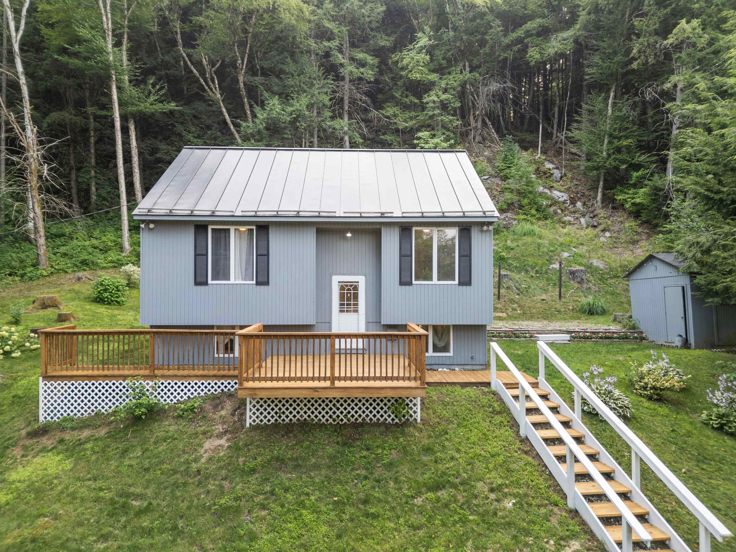 29 Granite Ledge Road Thornton, NH 03285 - Photo 2 of 39 Gallery Image 2