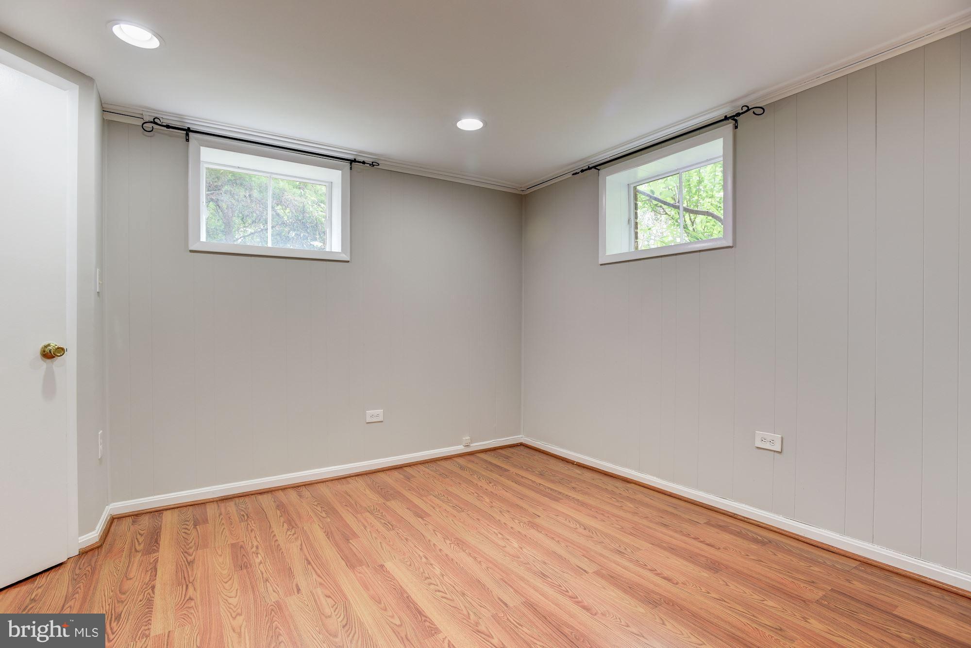 2204 Arcola Avenue Silver Spring, MD 20902 - Photo 27 of 38 Bedroom
