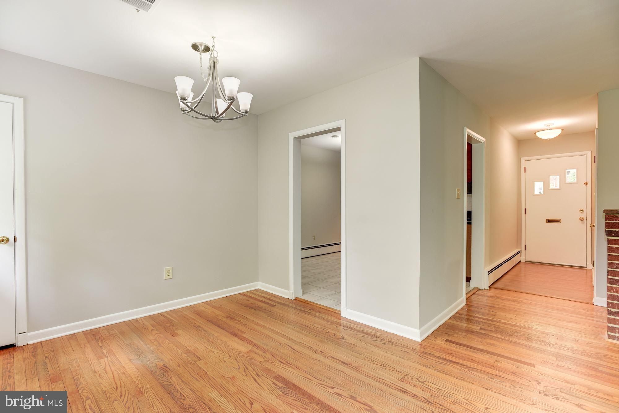 2204 Arcola Avenue Silver Spring, MD 20902 - Photo 8 of 38 Dining Room