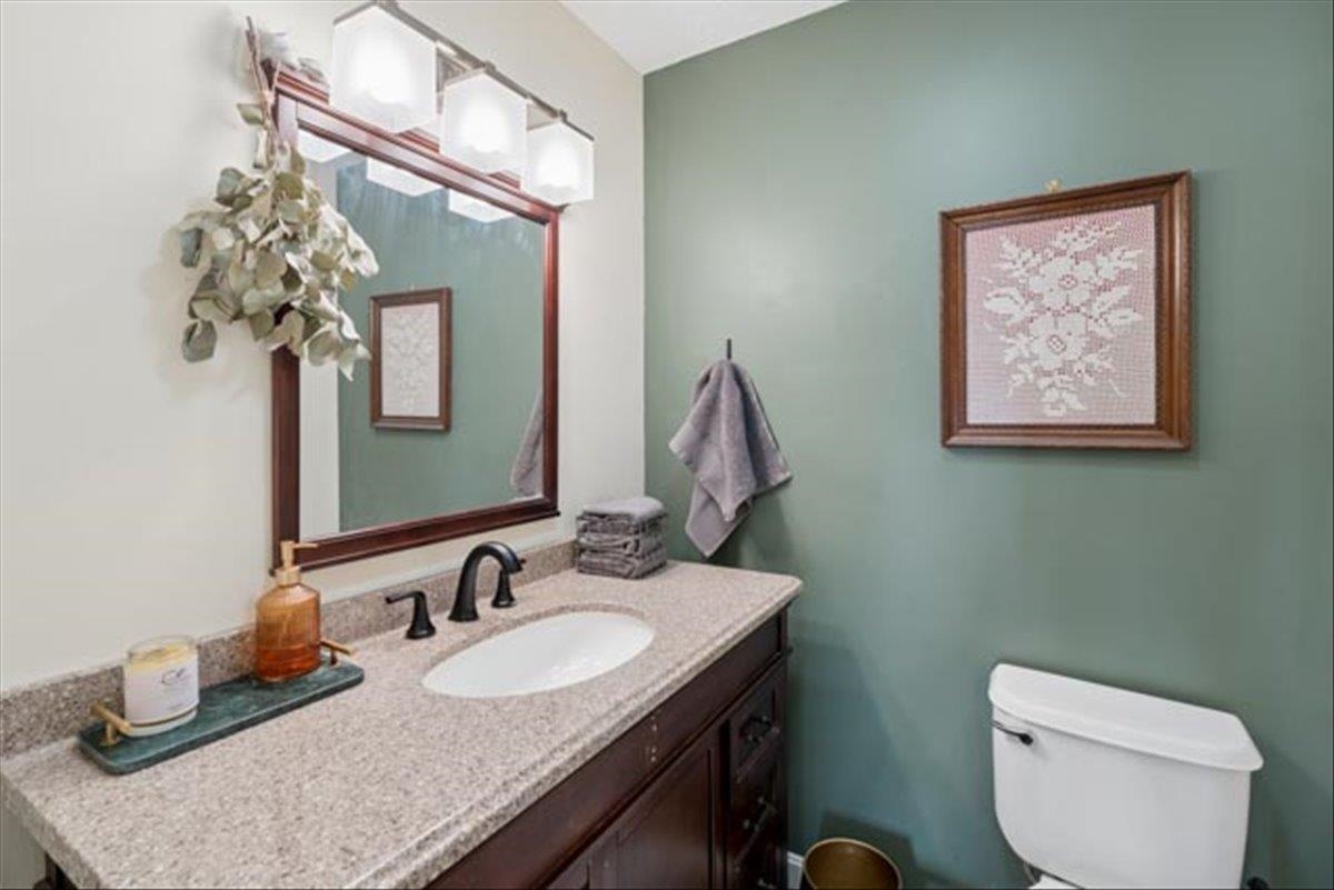 65 Victoria Street, Unit 43 Manchester, NH 03104 - Photo 28 of 52