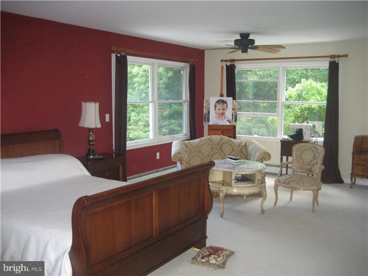 124 Taylors Mills Road Manalapan, NJ 07726 - Photo 13 of 23