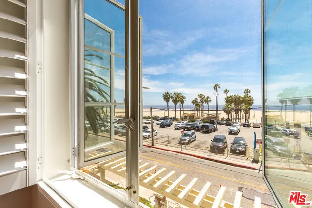 $7,495 | 1751 Appian Way, Unit 202, Santa Monica, CA 90401