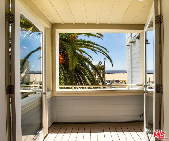 $7,495 | 1751 Appian Way, Unit 202, Santa Monica, CA 90401