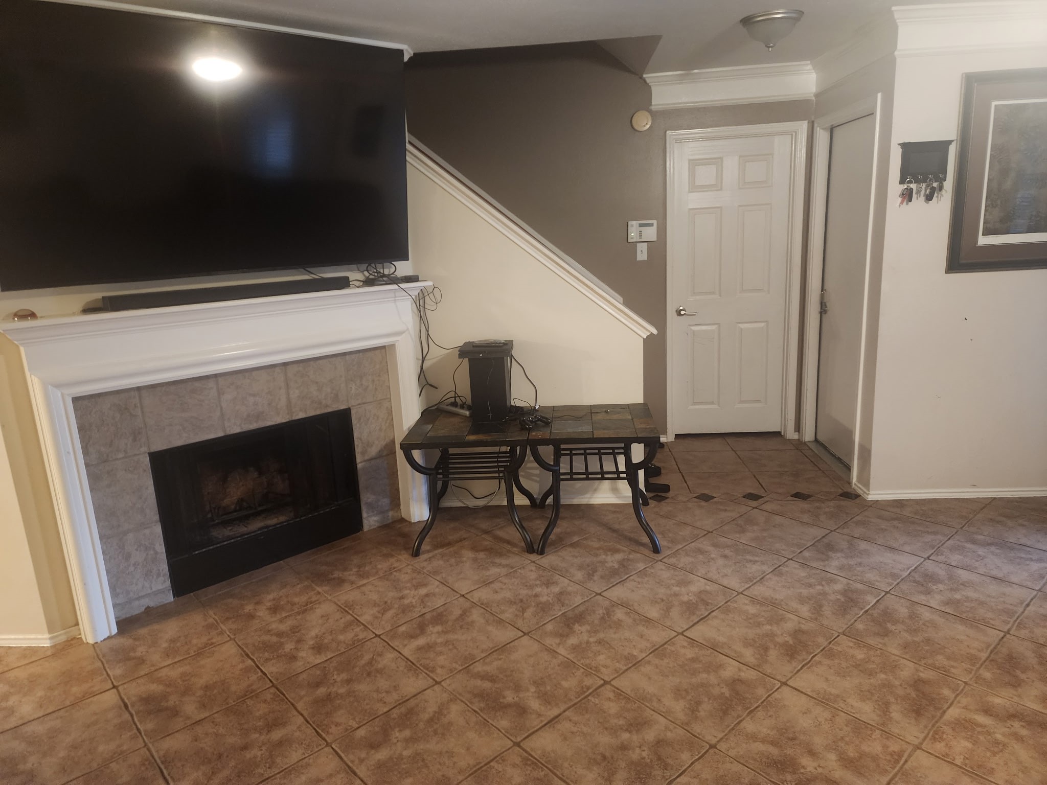 1530 Cartwright Road Missouri City, TX 77489 - Photo 8 of 23 a view of a livingroom with furniture and a fireplace