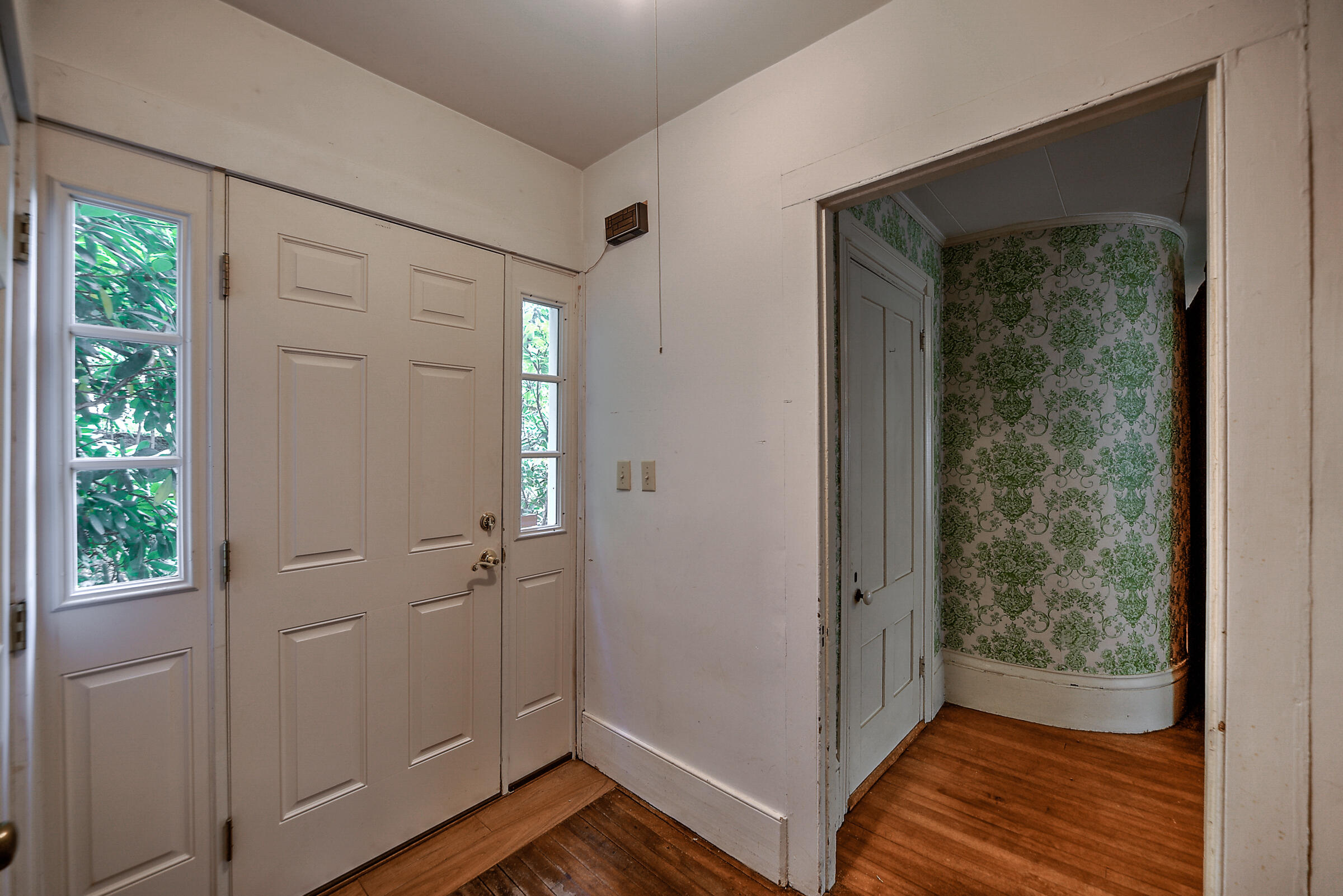 11 Back Hill Road Bowdoinham, ME 04008 - Photo 25 of 59 Formal Side Entry & Foyer