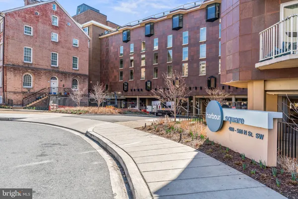 $239,950 | 510 N Street Southwest, Unit N134, Washington, DC 20024