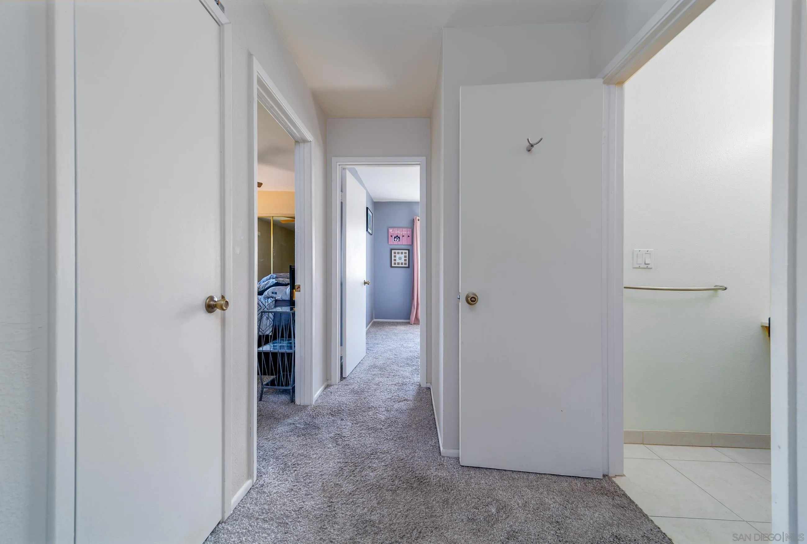 9920 Mission Vega Road, Unit 2 Santee, CA 92071 - Photo 13 of 21 an empty room that has a glass door