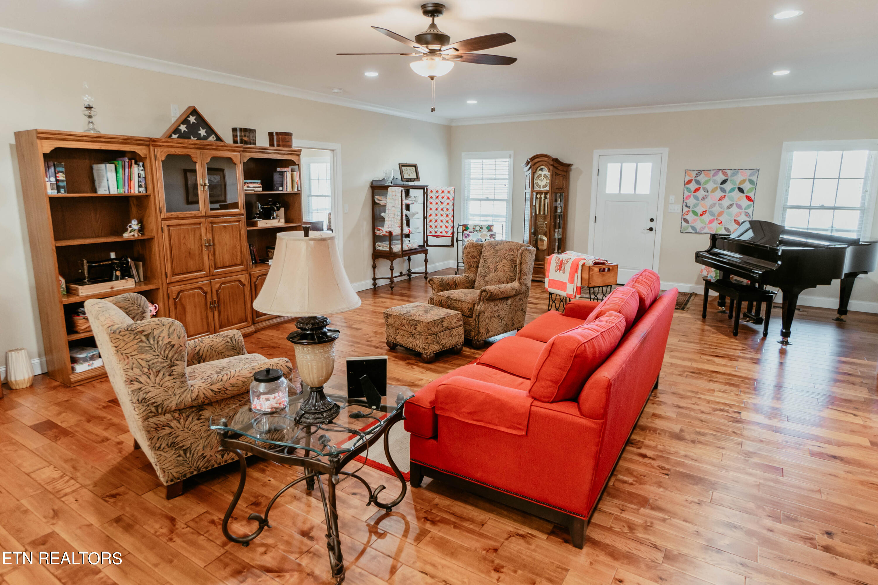 3104 Wildwood Road Maryville, TN 37804 - Photo 2 of 33 Living area
