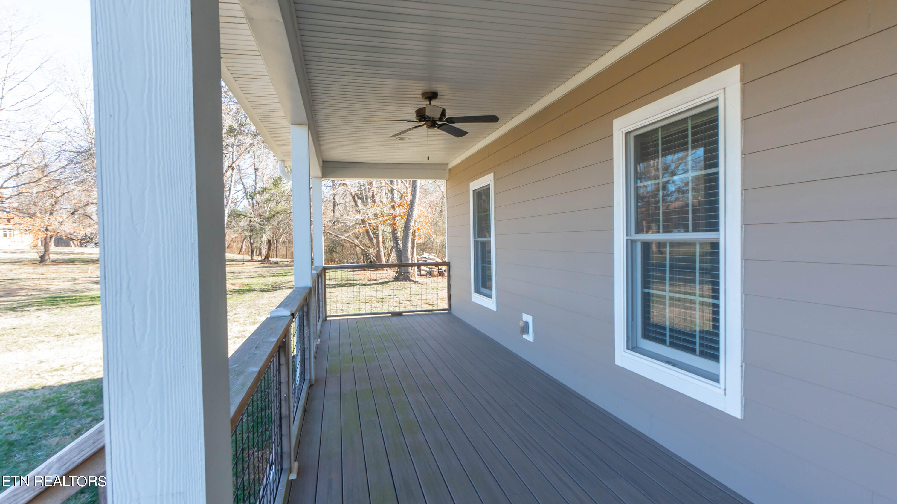 3104 Wildwood Road Maryville, TN 37804 - Photo 27 of 33 Front porch
