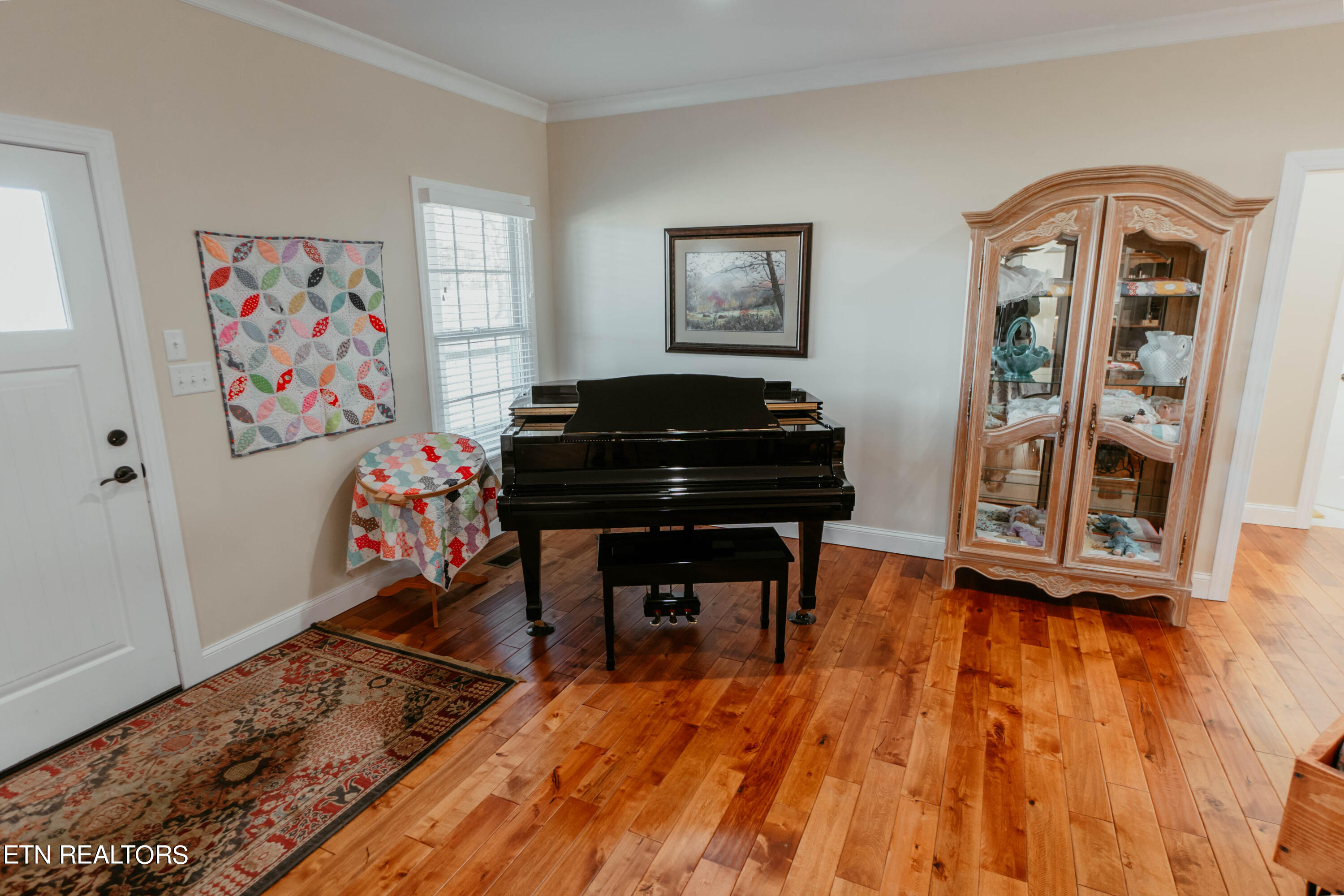 3104 Wildwood Road Maryville, TN 37804 - Photo 3 of 33 Living area