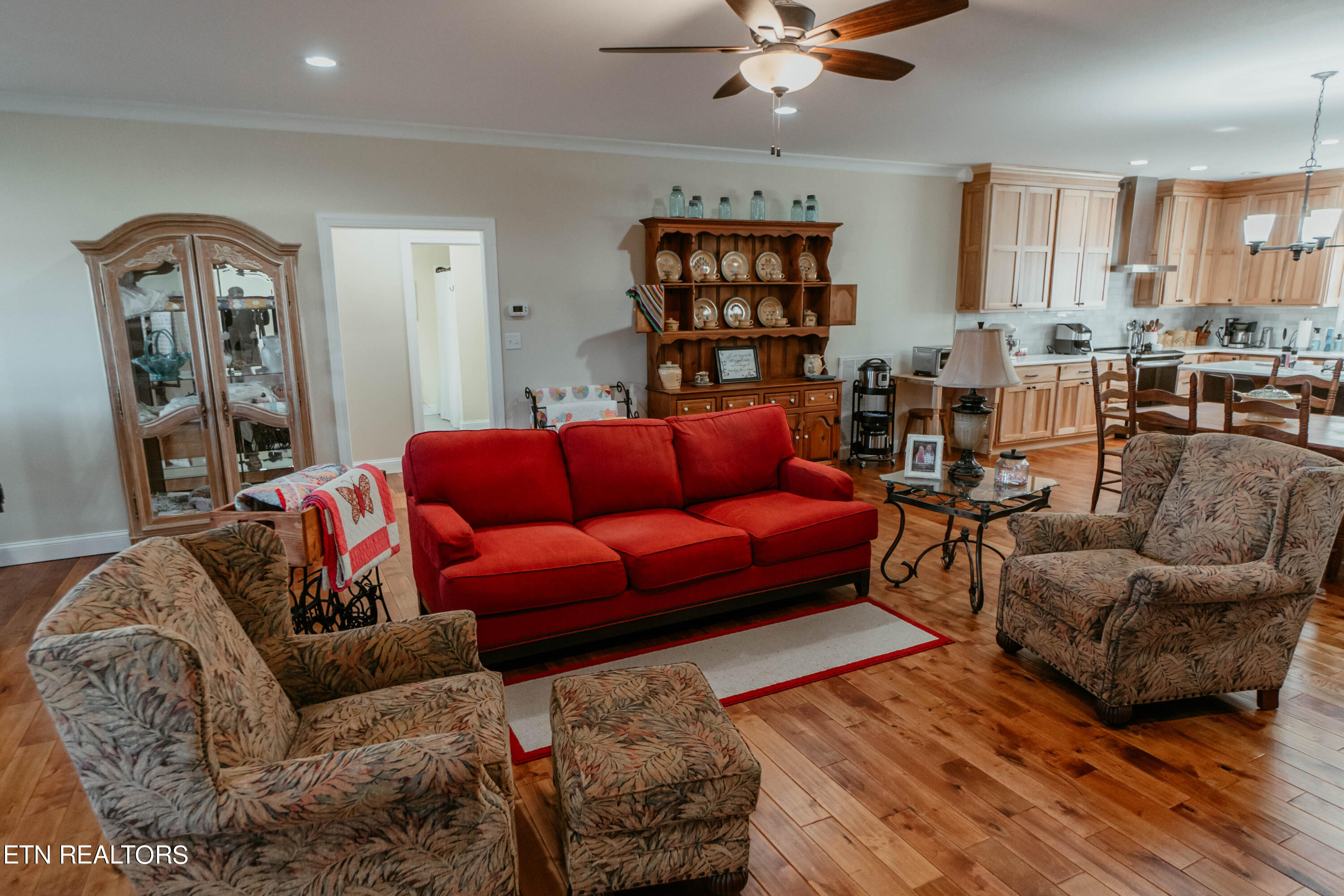 3104 Wildwood Road Maryville, TN 37804 - Photo 5 of 33 Living area