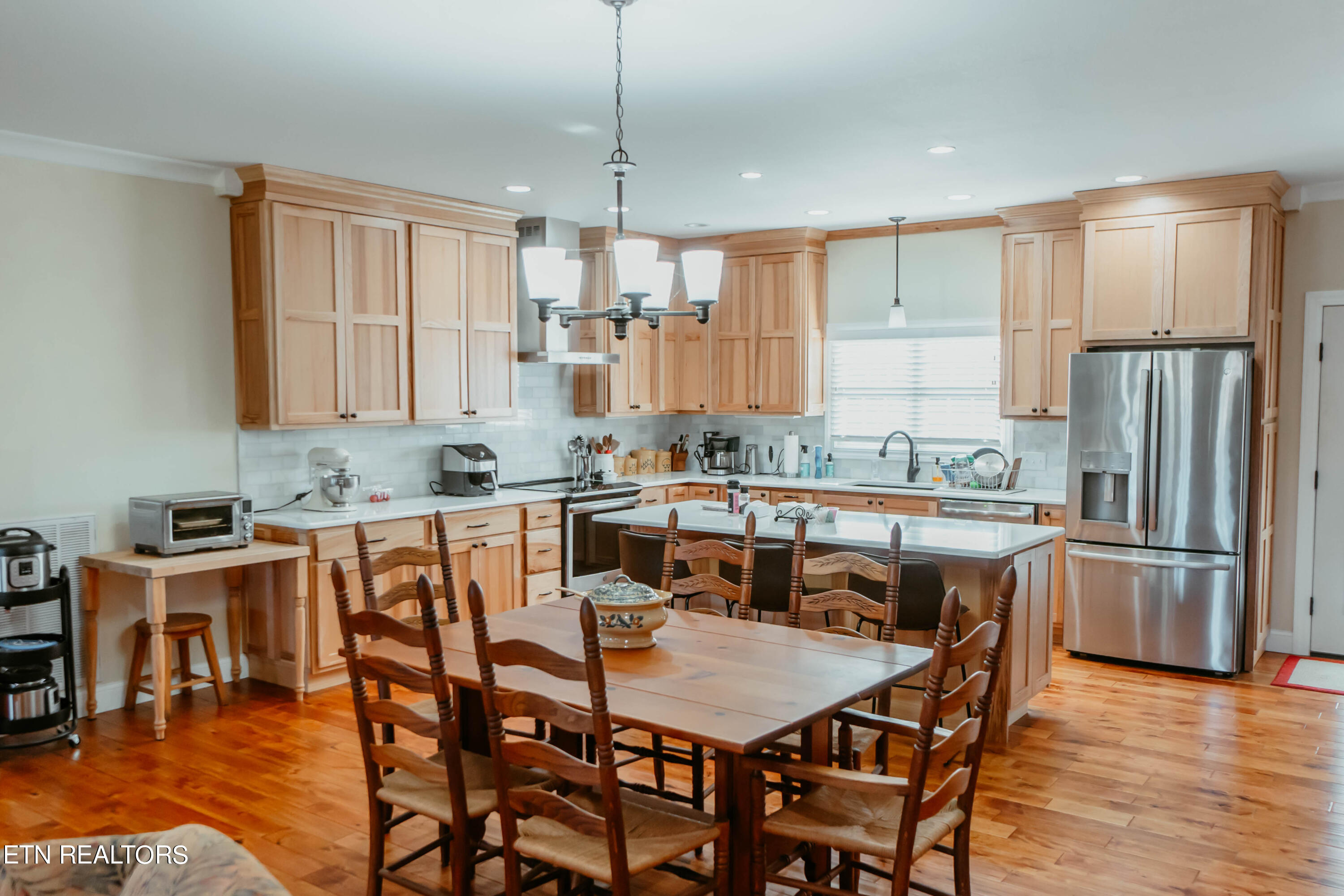 3104 Wildwood Road Maryville, TN 37804 - Photo 8 of 33 Kitchen/dining area