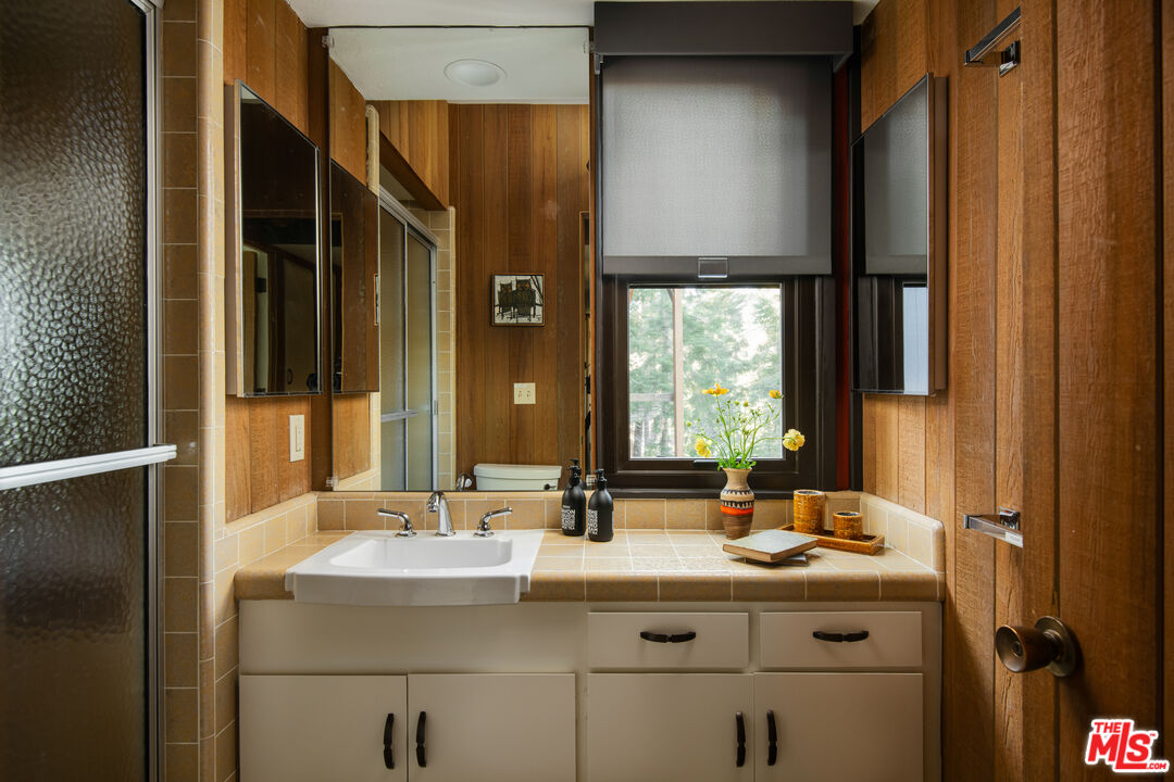 287 Grizzly Road Lake Arrowhead, CA 92352 - Photo 18 of 29