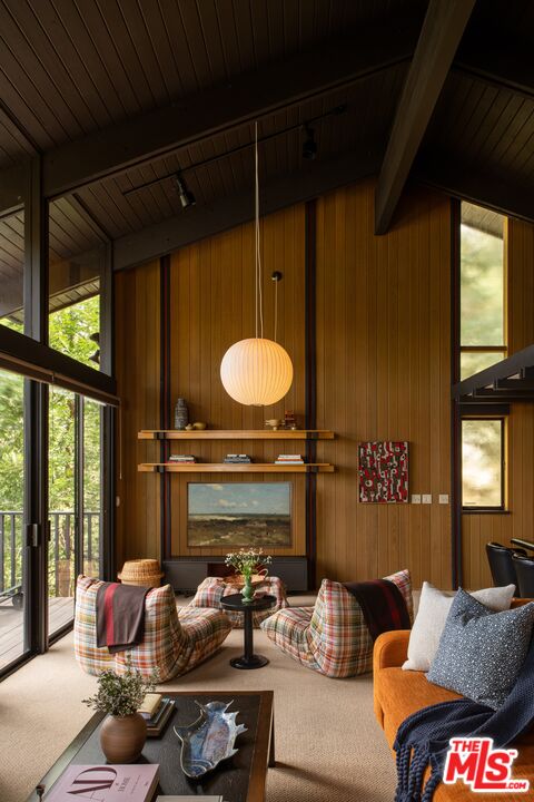 287 Grizzly Road Lake Arrowhead, CA 92352 - Photo 5 of 29