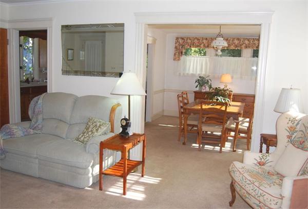41 Harding Road Lexington, MA 02420 - Photo 3 of 15