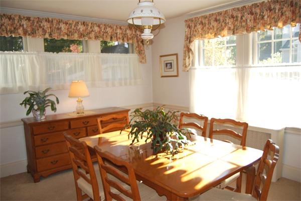 41 Harding Road Lexington, MA 02420 - Photo 6 of 15