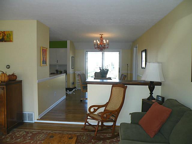 1440 Ardwick Road Columbus, OH 43220 - Photo 6 of 19