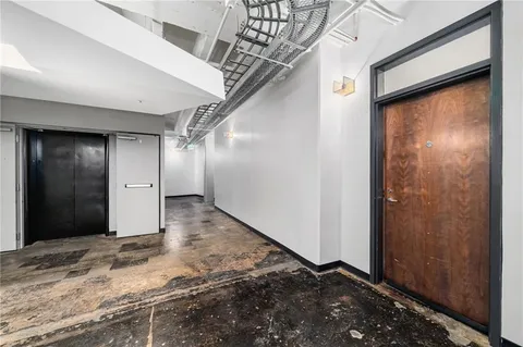 $314,000 | 805 Peachtree Street Northeast, Unit 318, Atlanta, GA 30308